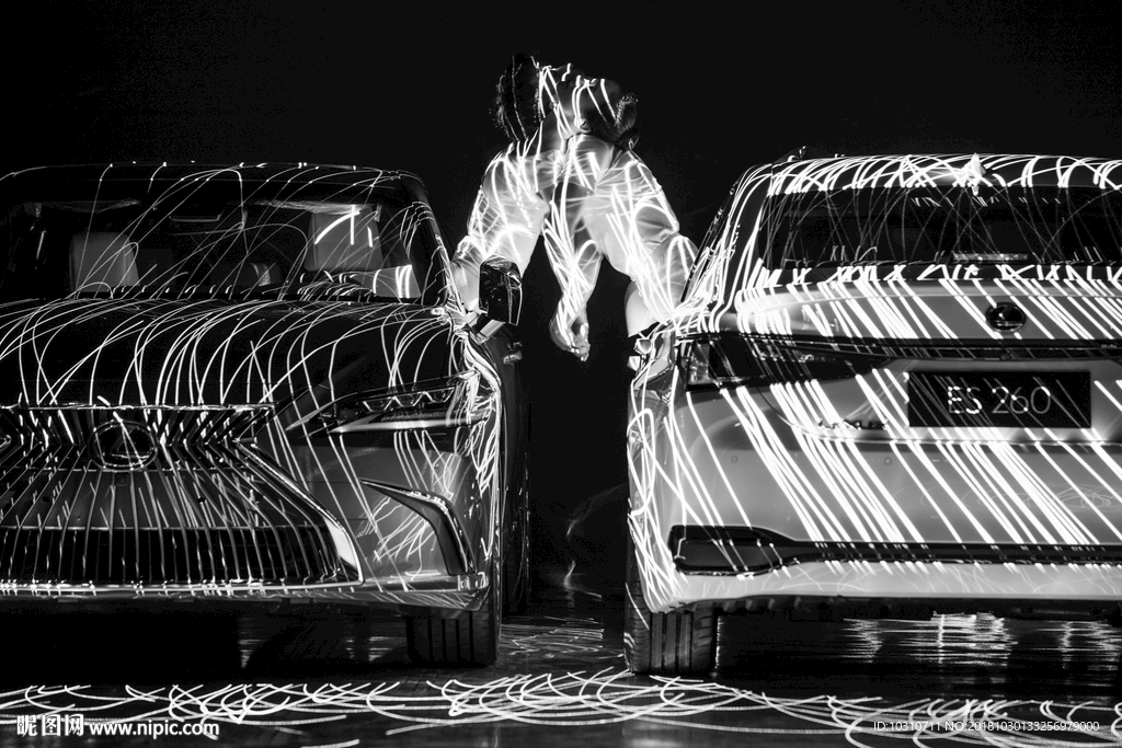 追光者 人物 车 黑 白 高端