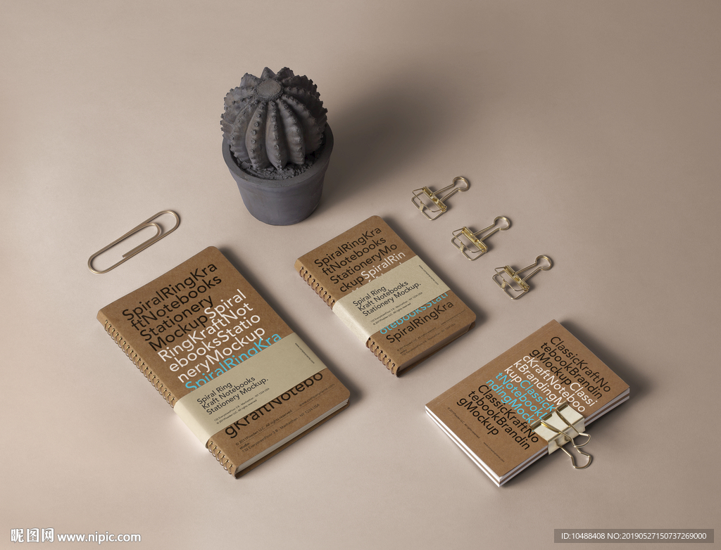 时尚 金色 记事本 卡通 动漫