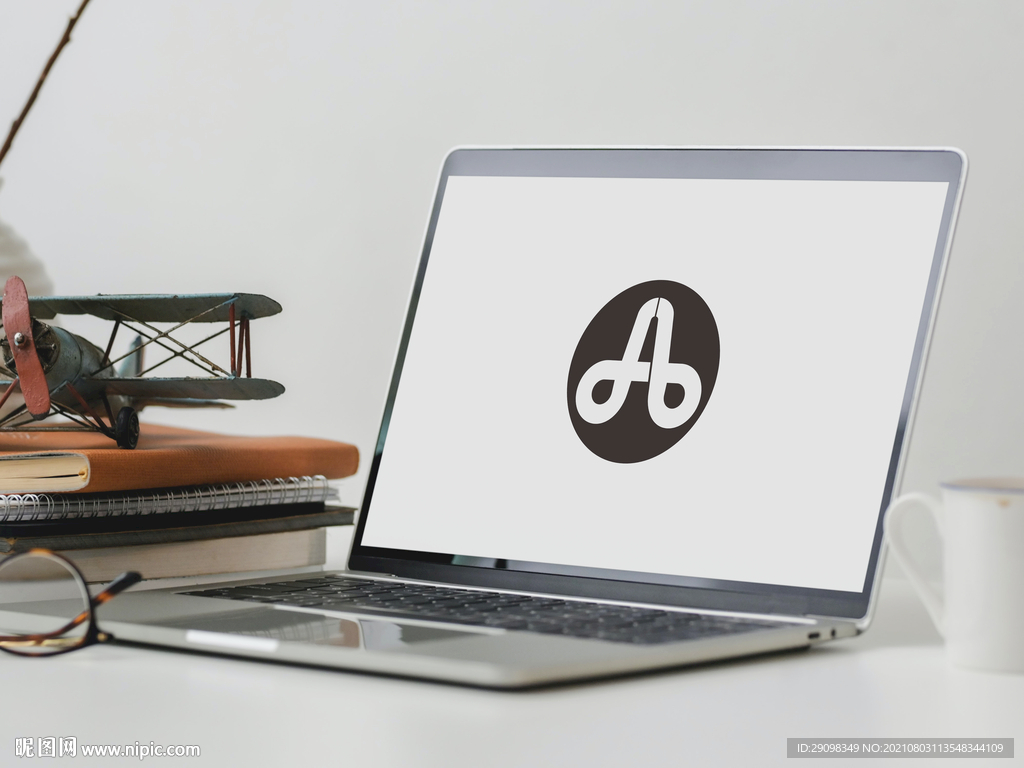 笔记本电脑样机