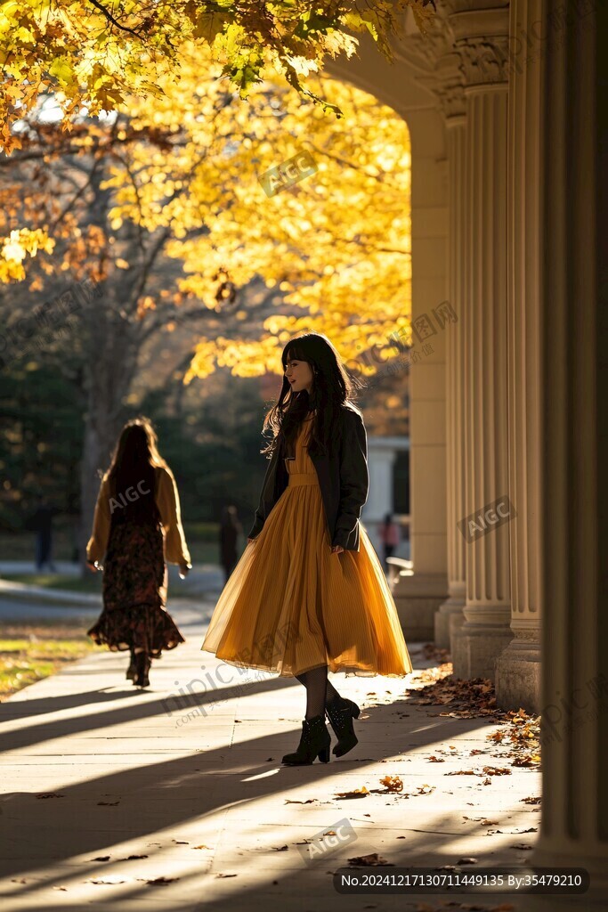 银杏美女背影