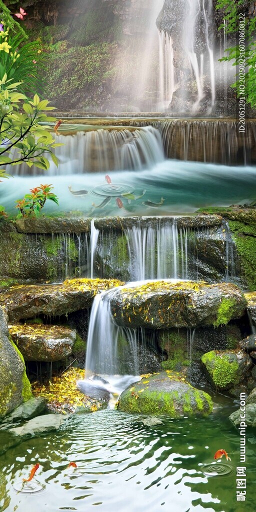 山间瀑布下的清幽水景