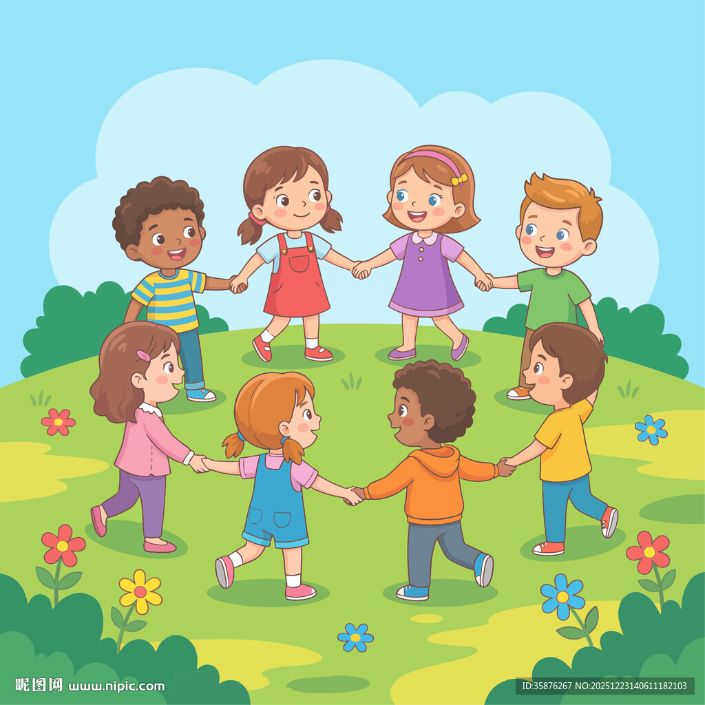 小朋友手拉手草地玩耍