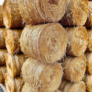 打包的麦秸