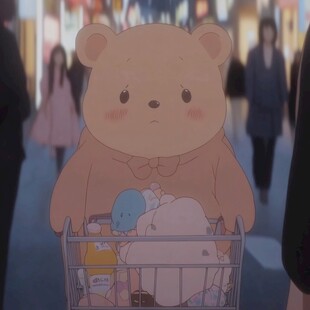 小熊饰品店铺前的小熊