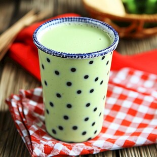 抹茶布丁奶茶