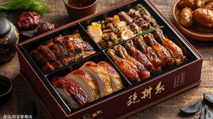 饭盒双拼饭卤味拼盘