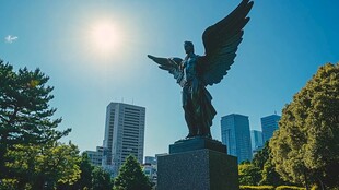 中心绿地天使雕塑