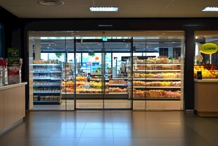 荷兰超市糖果包装展柜