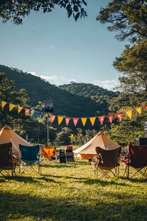 户外音乐节的欢乐时光