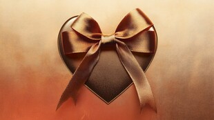 心形礼盒配精美蝴蝶结