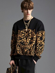 男士奢华印花卫衣穿搭展示