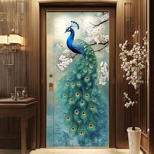 孔雀绘饰入户门尽显雅致