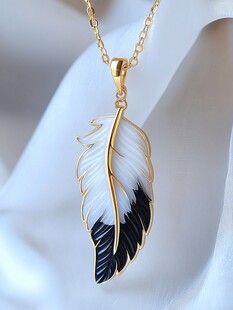 黑白羽毛金项链优雅饰品