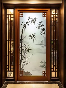 中式屏风上的水墨竹景