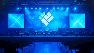 梦幻蓝色舞台演出场地