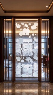 中式雕花玻璃隔断门设计