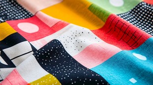 多彩几何图案布料展示