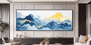 现代客厅中的山水艺术挂画