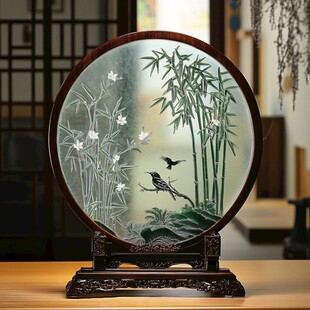 圆形竹鸟刺绣摆件