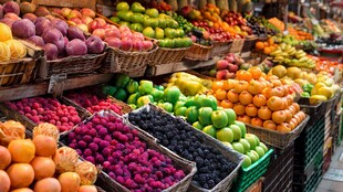 缤纷水果摊 色彩与美味交织