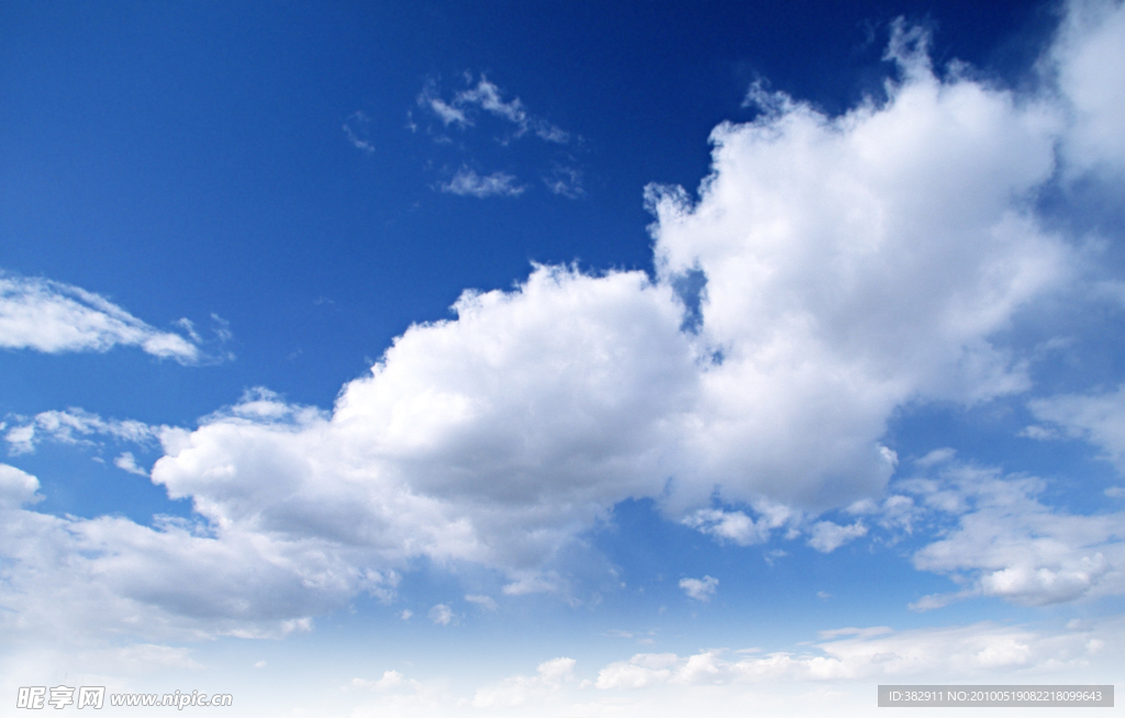 蓝天白云