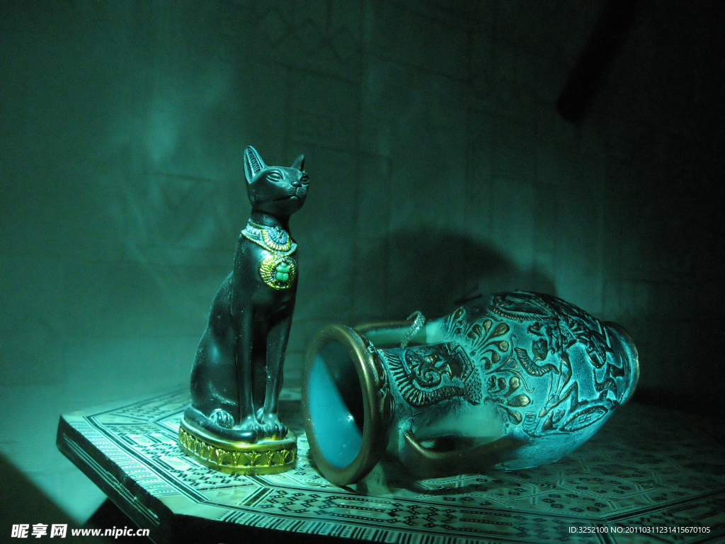 波斯猫古铜装饰