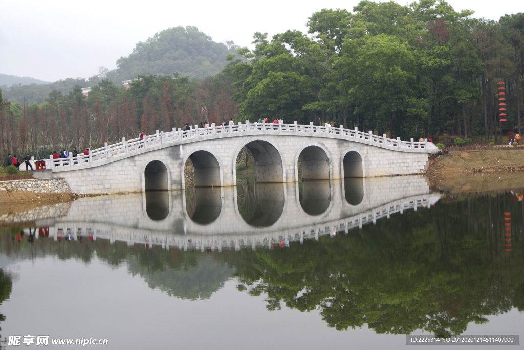 公园里的桥 石桥