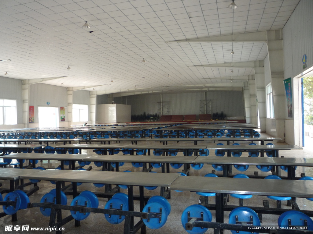 学校 食堂