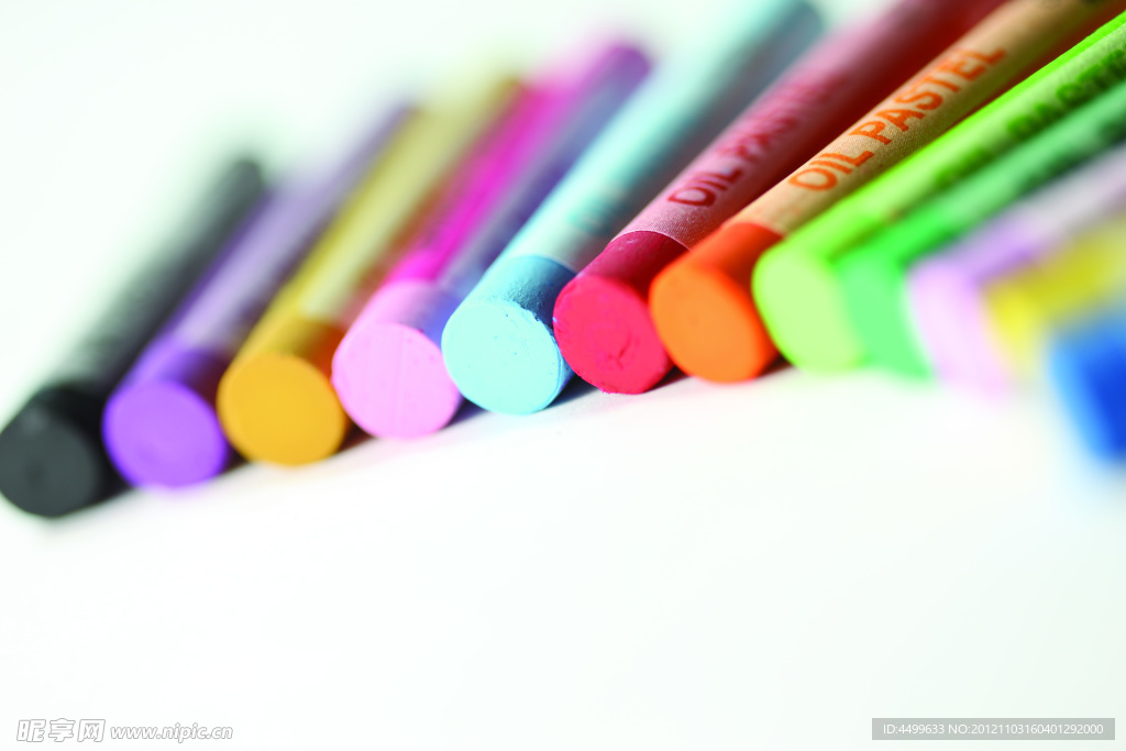 蜡笔 彩色蜡笔