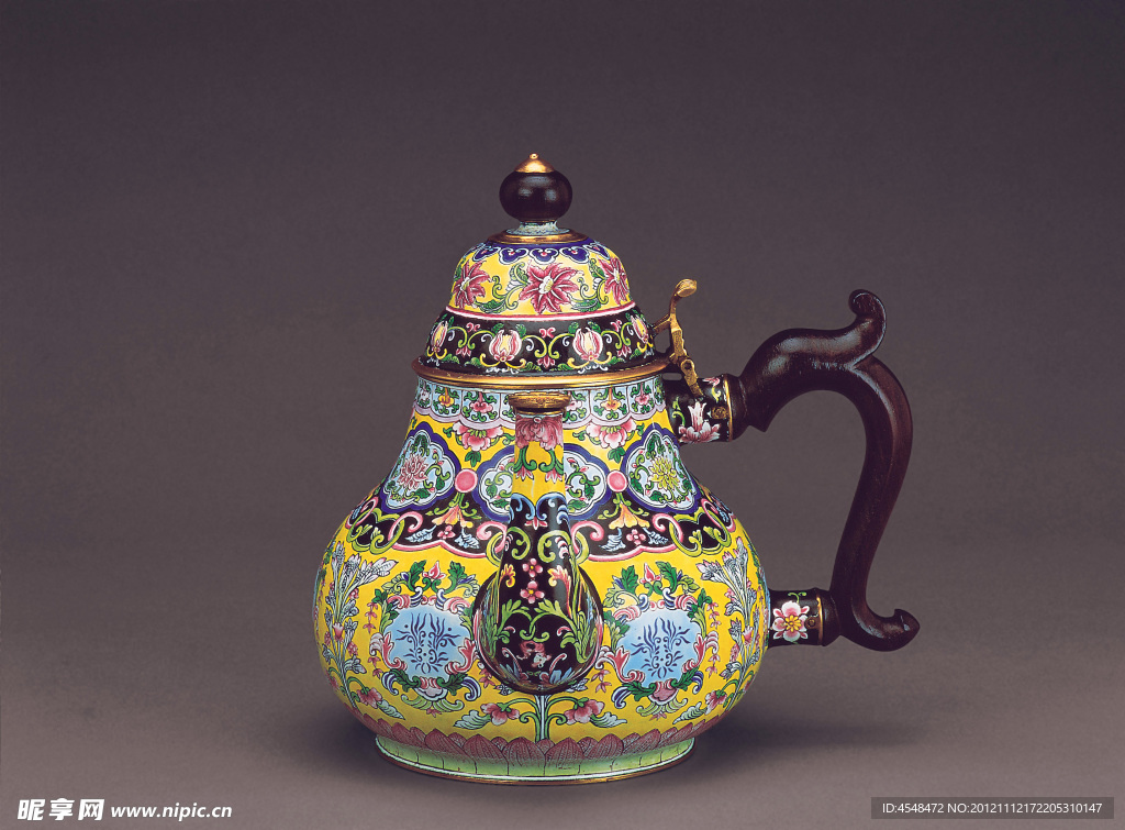 中国经典陶瓷壶