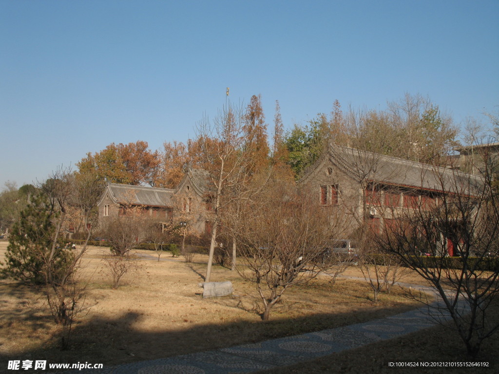 北大校内