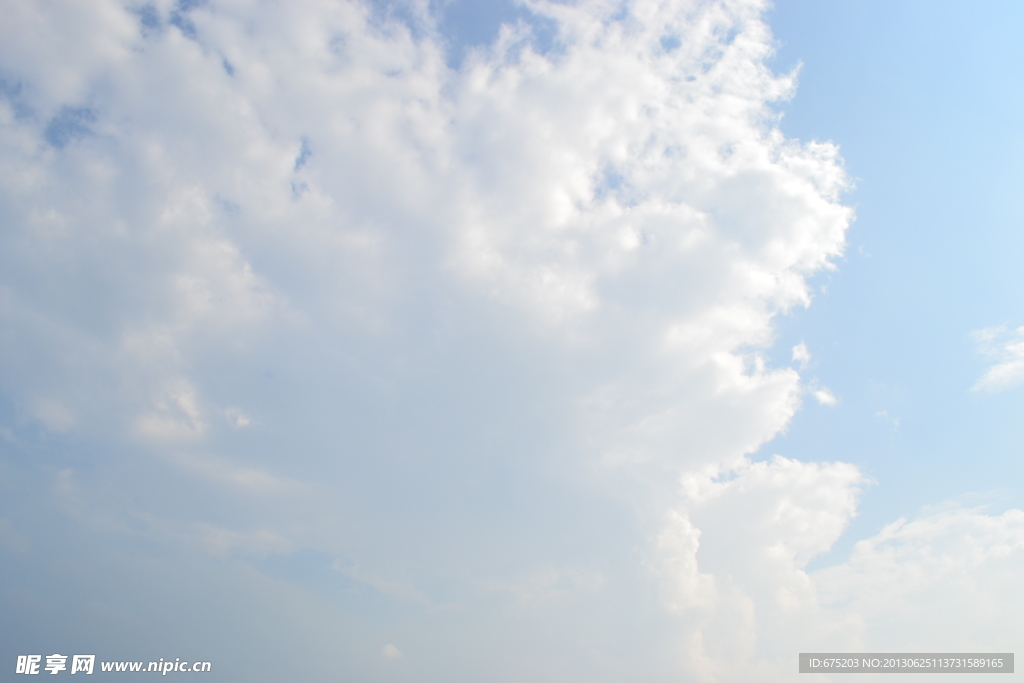 蓝天白云
