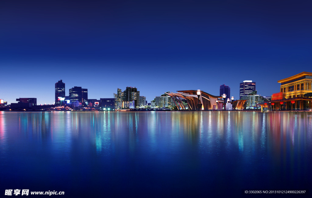 美丽城市夜景 房地产