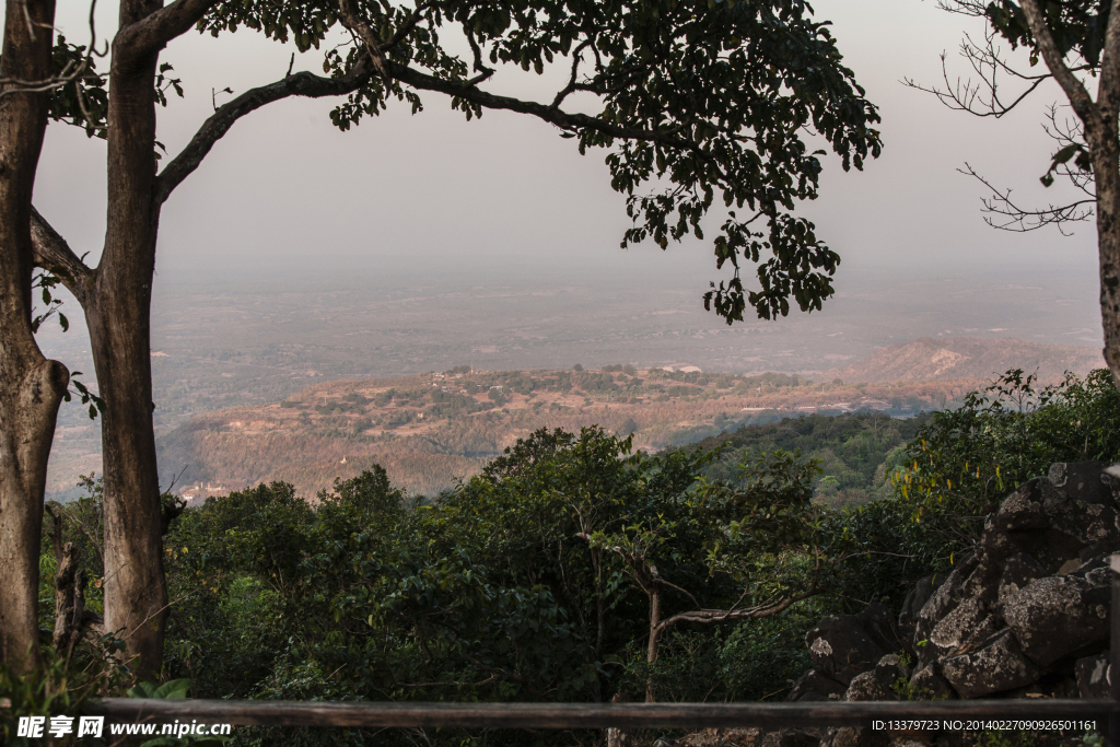 波芭山庄观景台