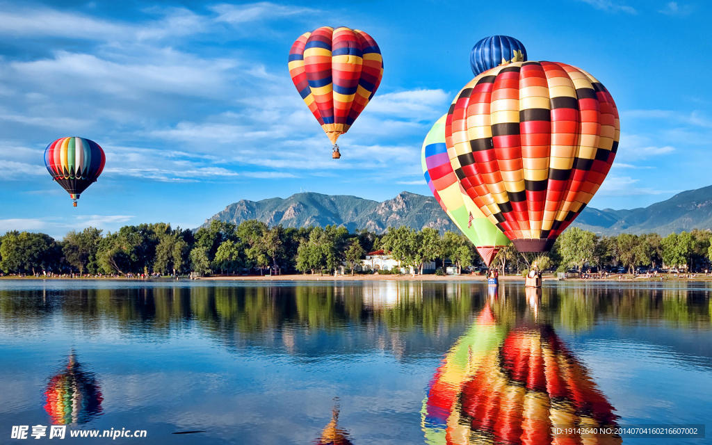 彩虹热气球