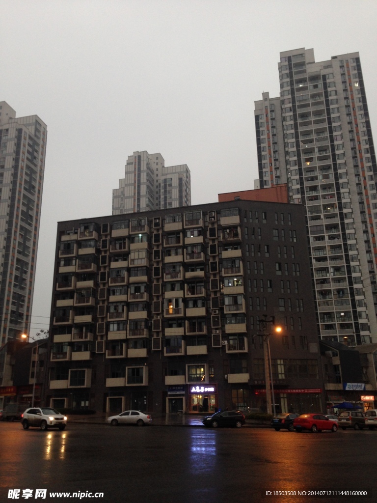 重庆首创十方界峰度外景