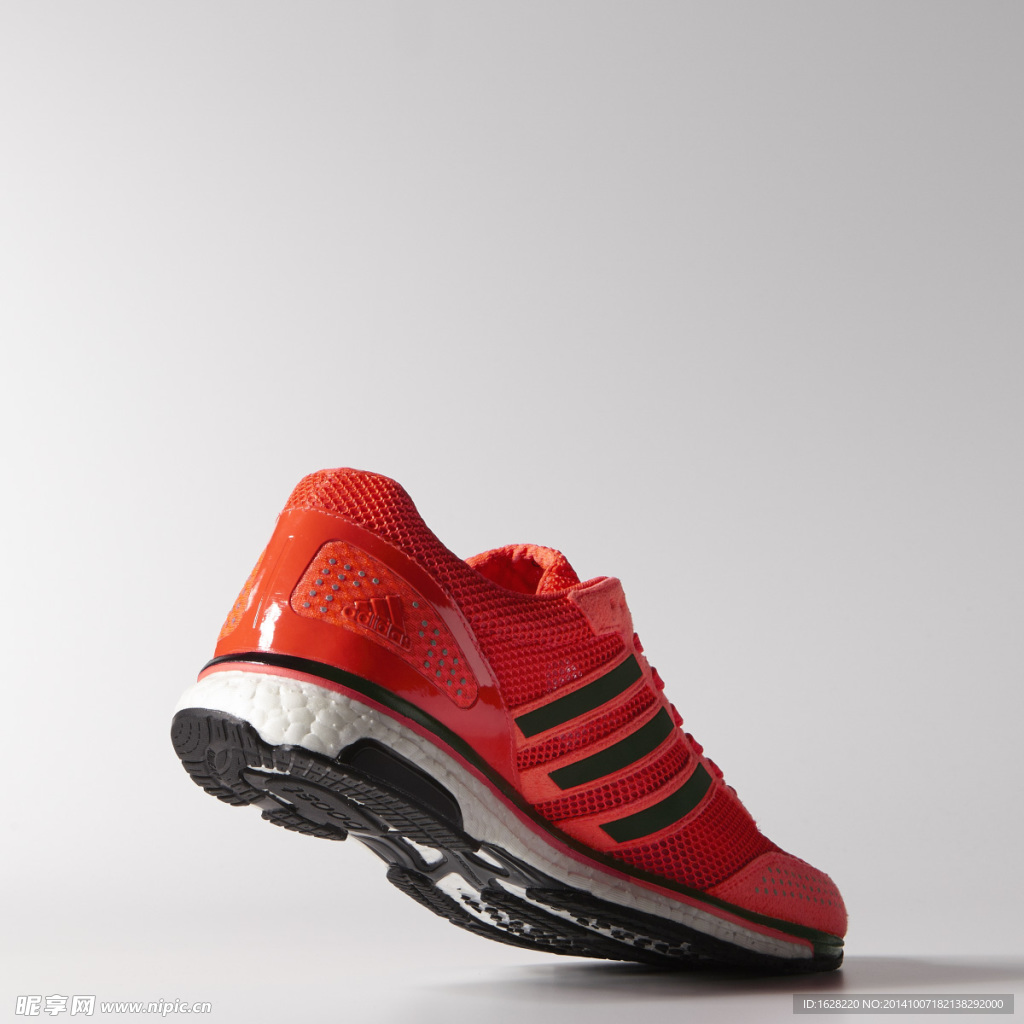 休闲运动鞋广告