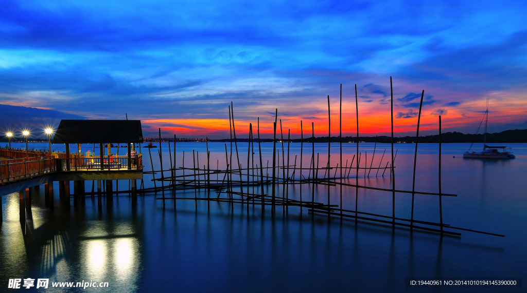 新加坡  湖桥美景