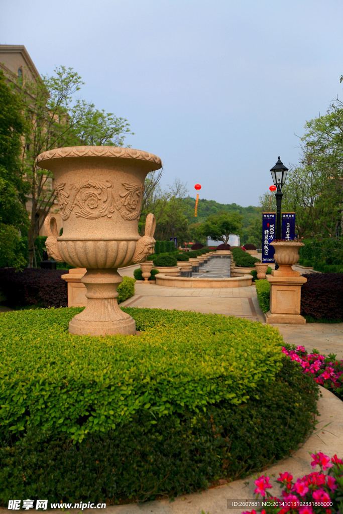 高端古典欧式联排别墅