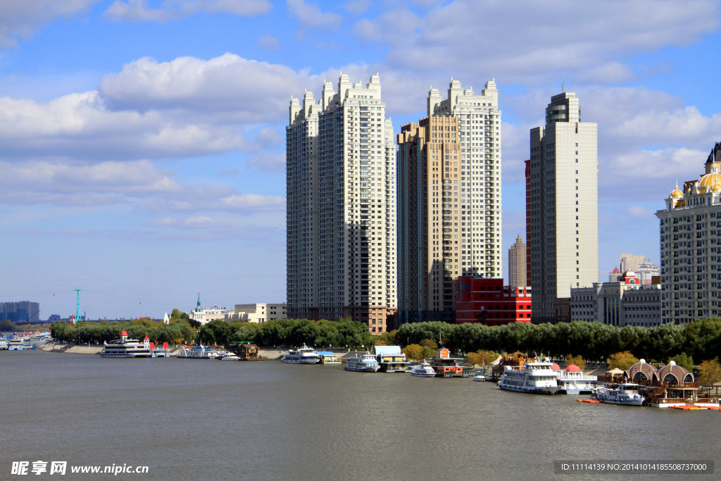 松花江畔风景