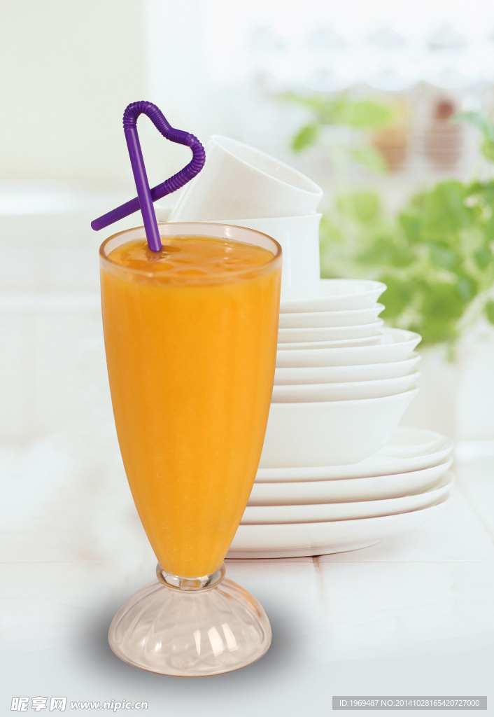鲜榨芒果汁