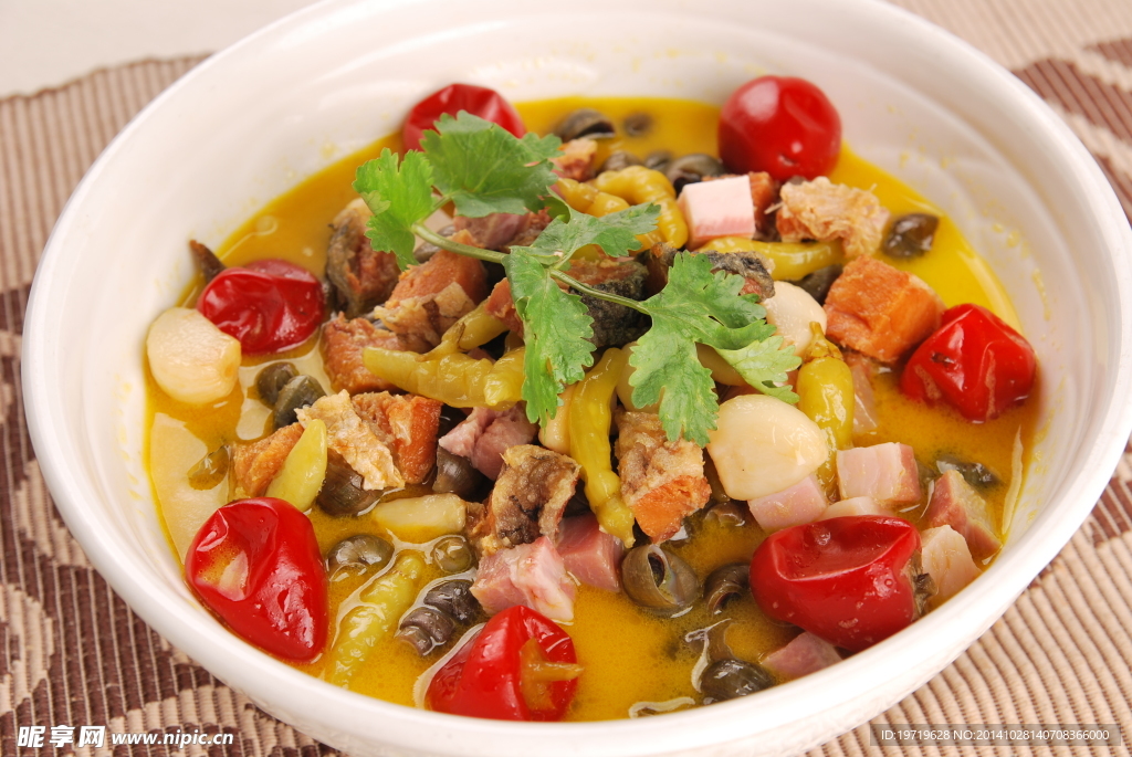 云腿咸鱼煮螺丝