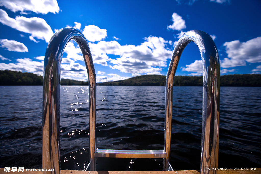 游泳 湖面 海面