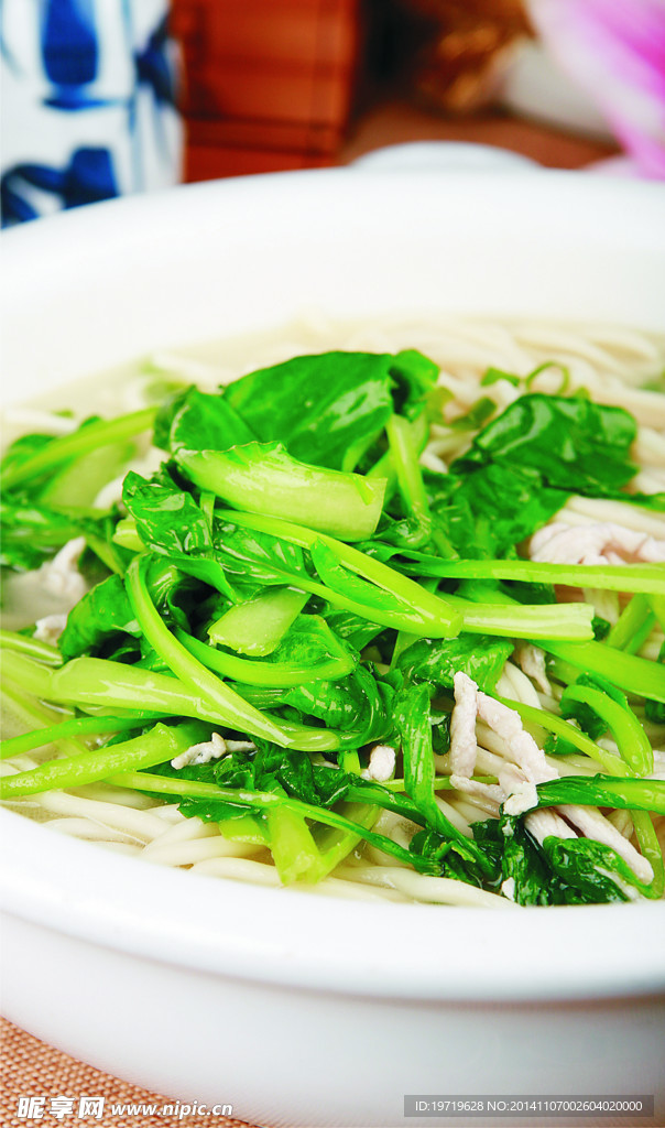 青菜肉丝汤面