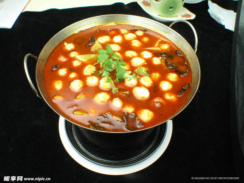 锅仔飘香牛肉丸