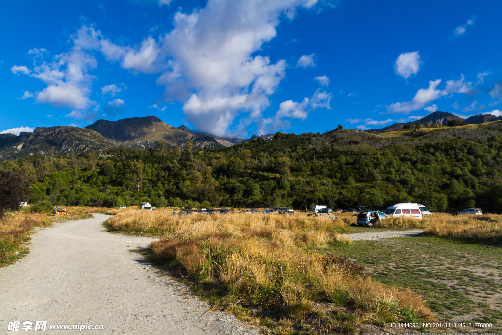 新西兰  蒂阿瑙湖