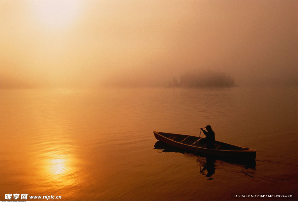 夕阳 男人 小船