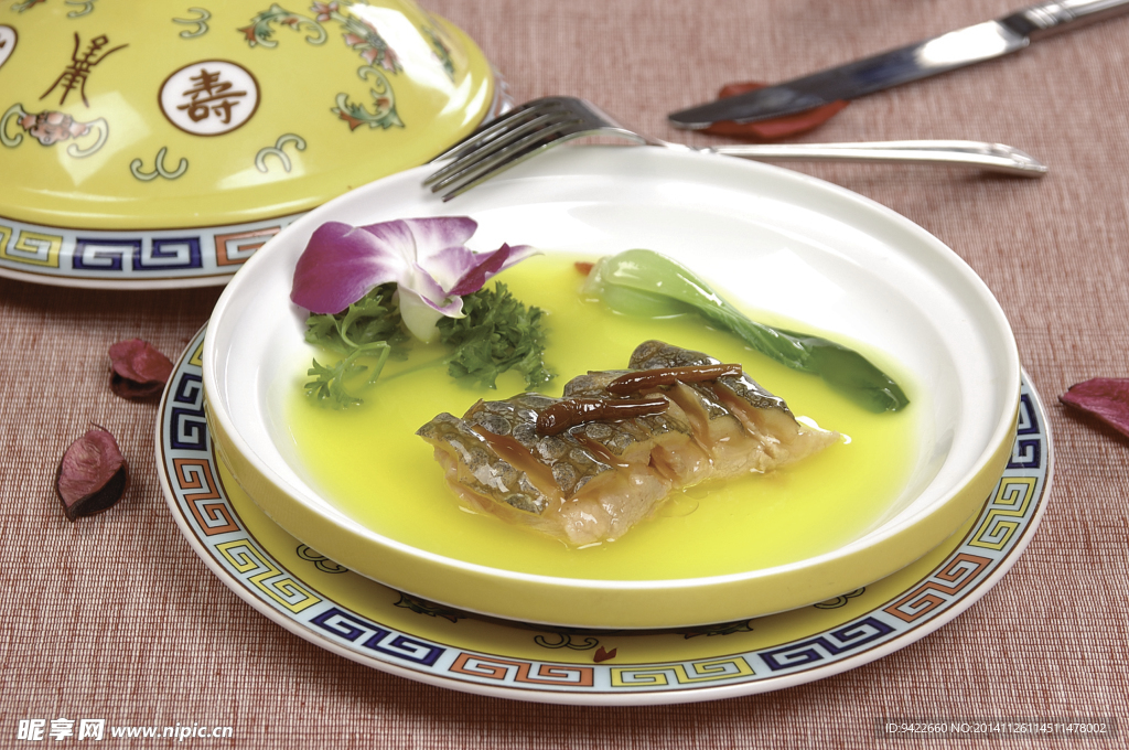 太子浓汤鳄鱼肉元位