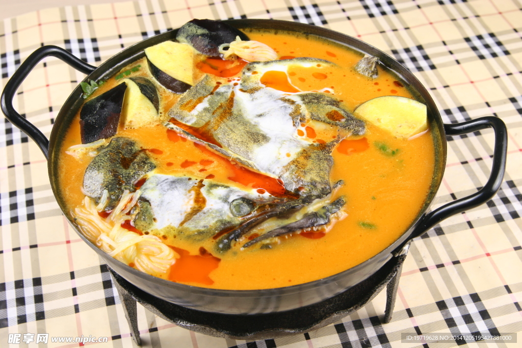 咖喱鱼头锅