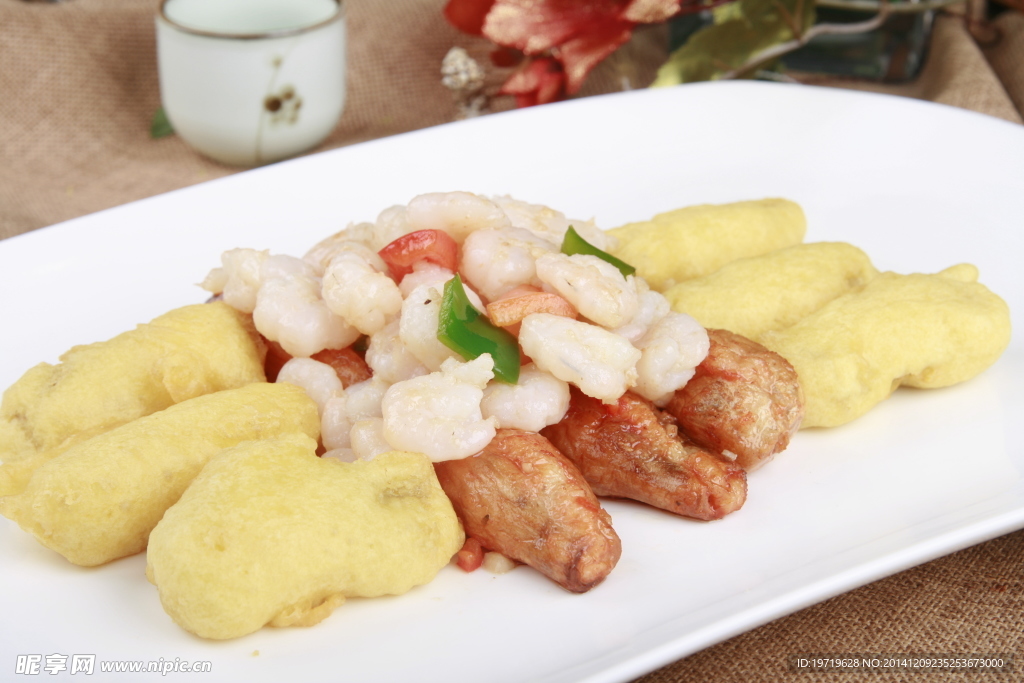 腿菇虾球拼香脆